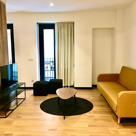 Appartamento Loft De Diseno Con Balcon Figueres  Esterno foto