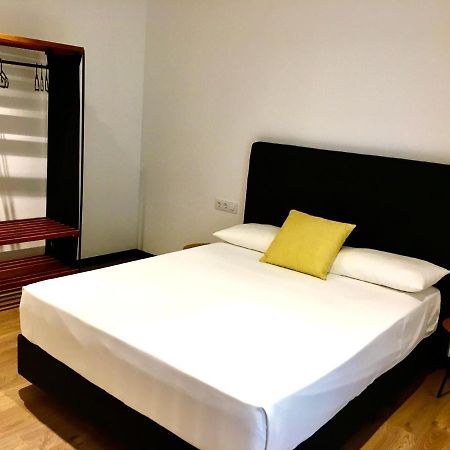 Appartamento Loft De Diseno Con Balcon Figueres  Esterno foto