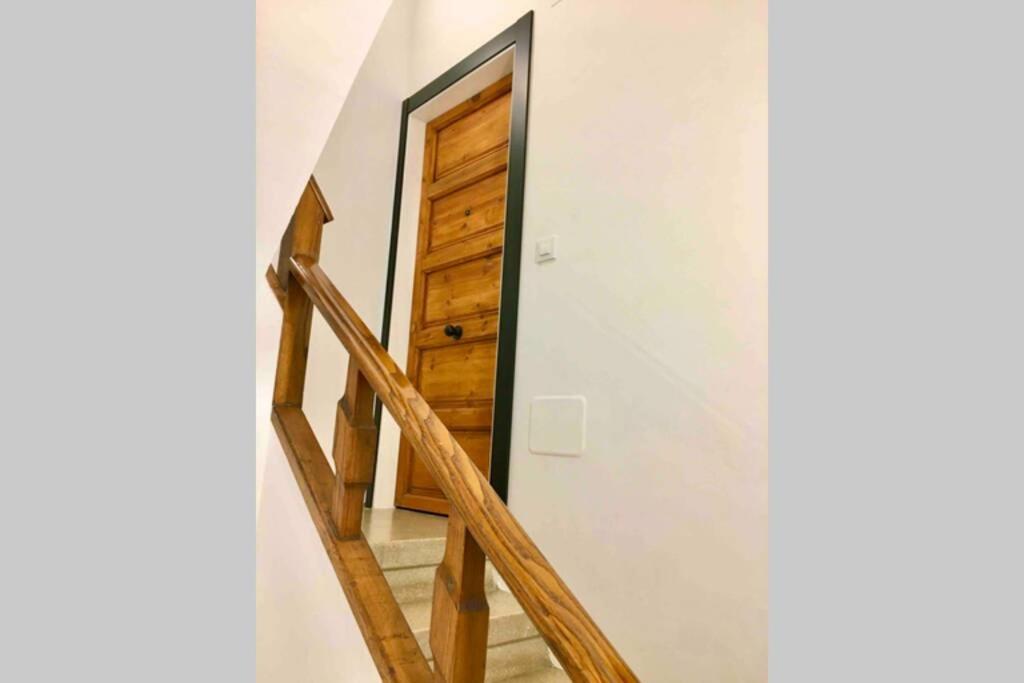 Appartamento Loft De Diseno Con Balcon Figueres  Esterno foto